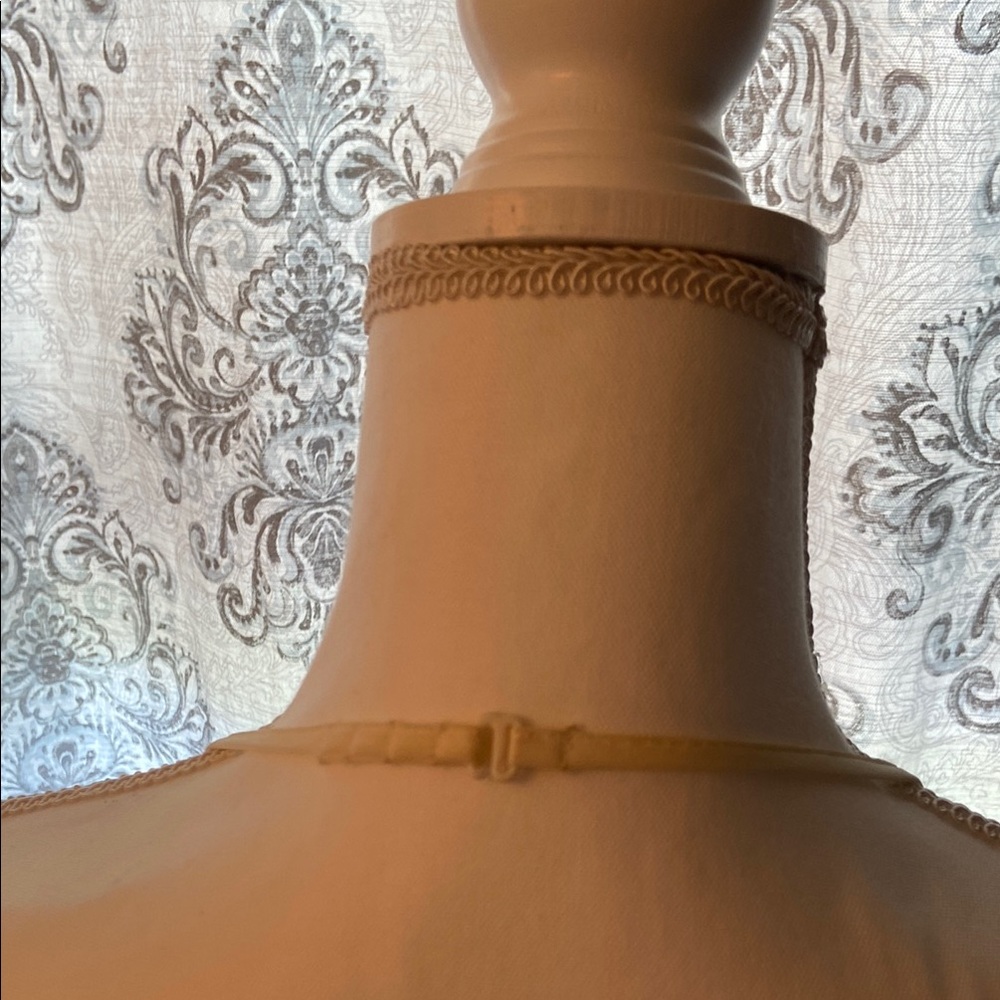 Express White and Pink Fitted Graphic Halter Tank Top - Picture 5 of 7